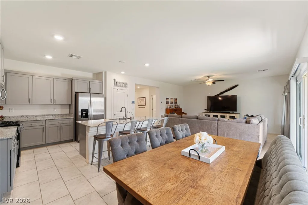 1892 Lawley Cove, North Las Vegas, NV 89084