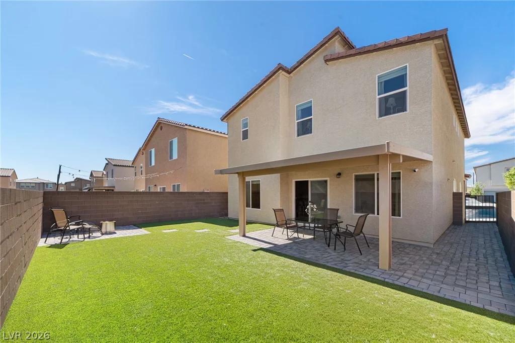 1892 Lawley Cove, North Las Vegas, NV 89084