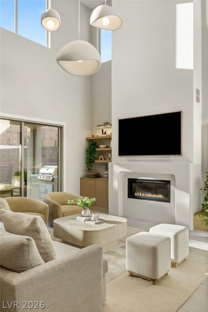 323 Malpaso, Las Vegas, NV 89138