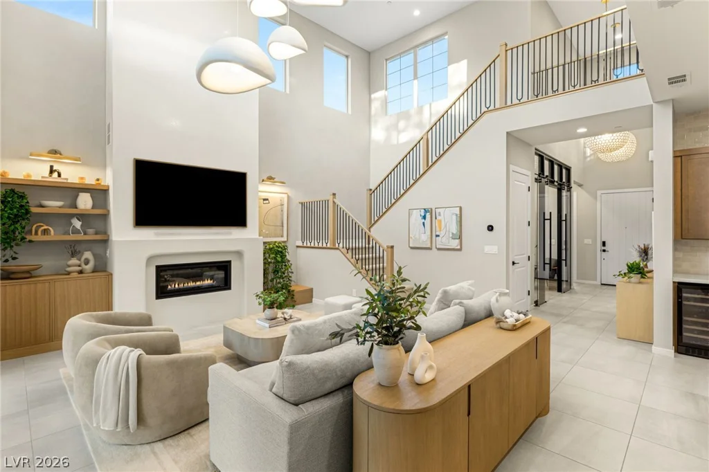 323 Malpaso, Las Vegas, NV 89138