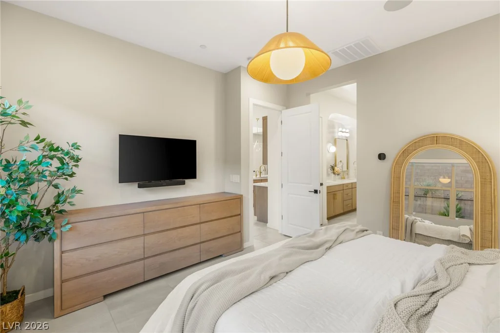 323 Malpaso, Las Vegas, NV 89138