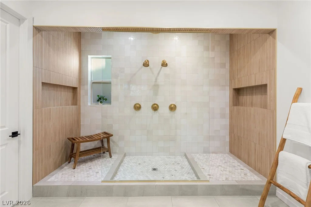 323 Malpaso, Las Vegas, NV 89138