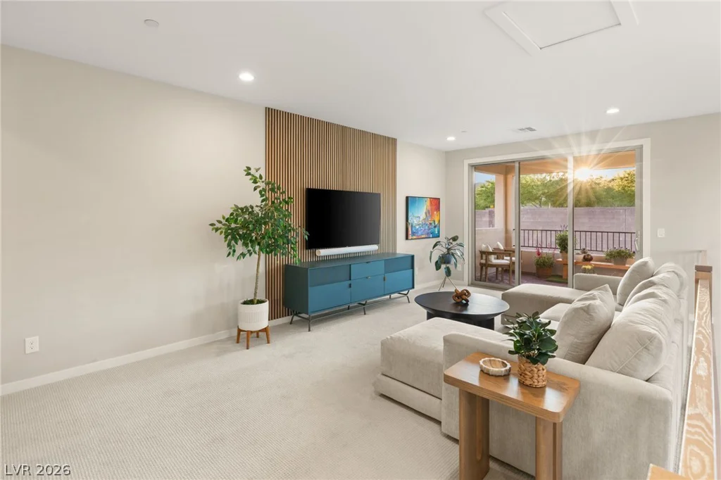 323 Malpaso, Las Vegas, NV 89138