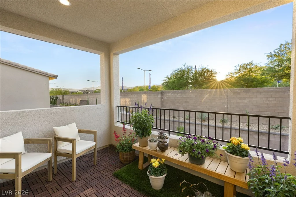 323 Malpaso, Las Vegas, NV 89138
