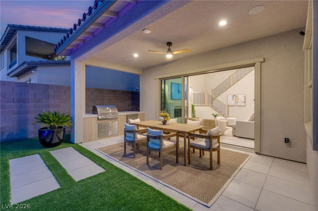 323 Malpaso, Las Vegas, NV 89138