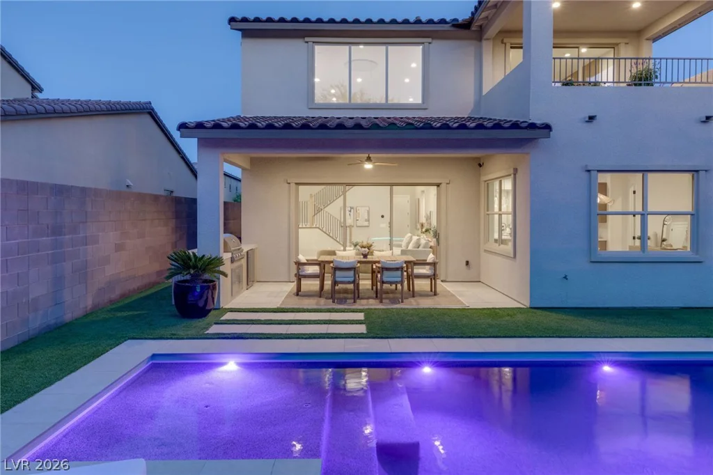 323 Malpaso, Las Vegas, NV 89138