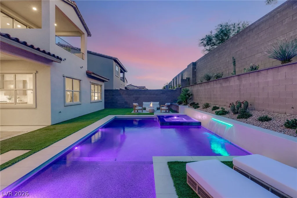 323 Malpaso, Las Vegas, NV 89138