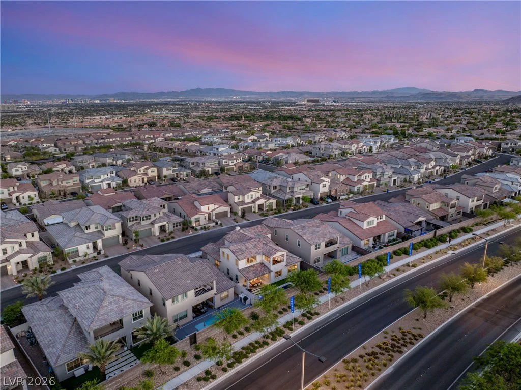 323 Malpaso, Las Vegas, NV 89138
