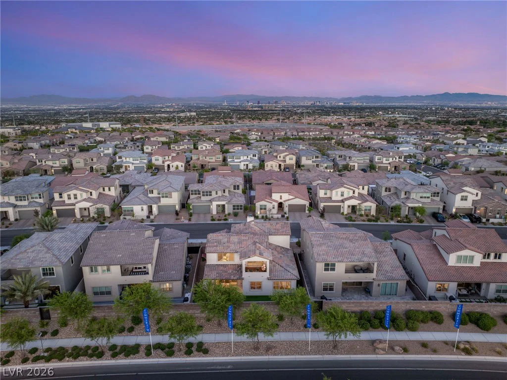 323 Malpaso, Las Vegas, NV 89138