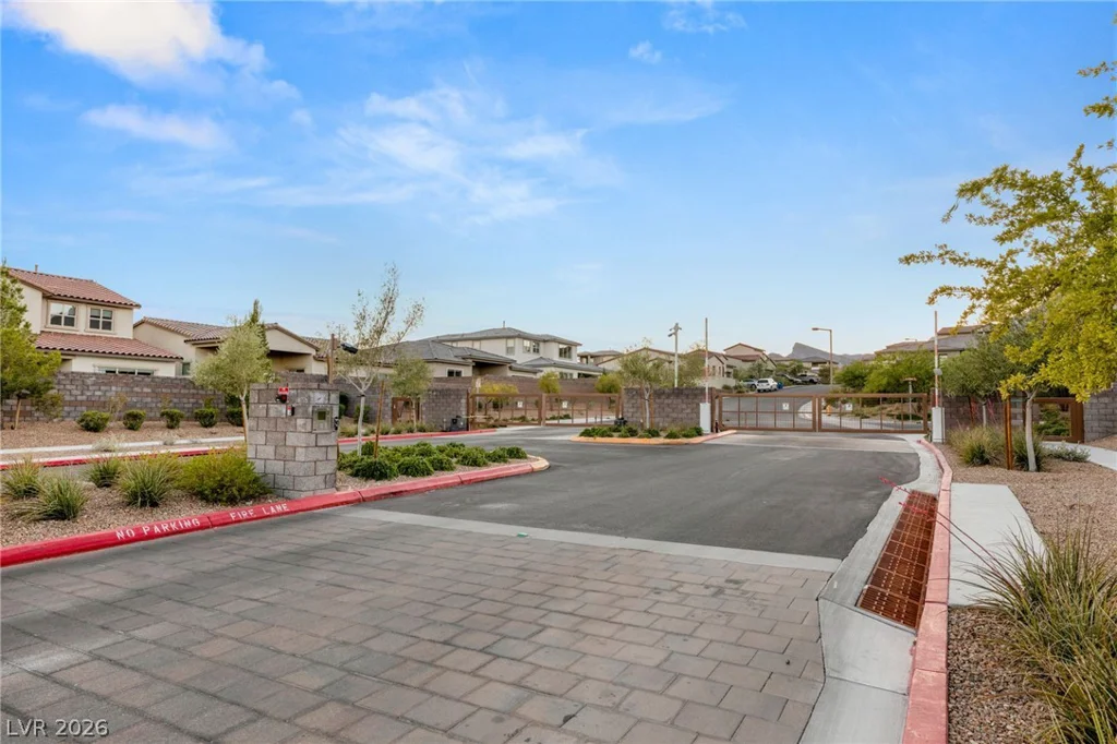 323 Malpaso, Las Vegas, NV 89138