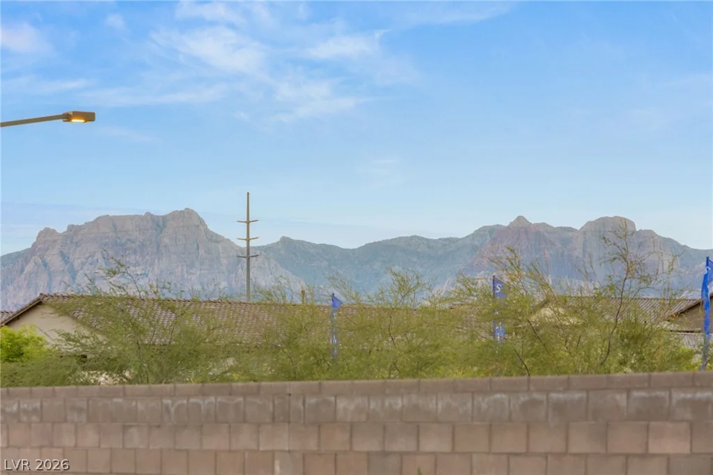 323 Malpaso, Las Vegas, NV 89138