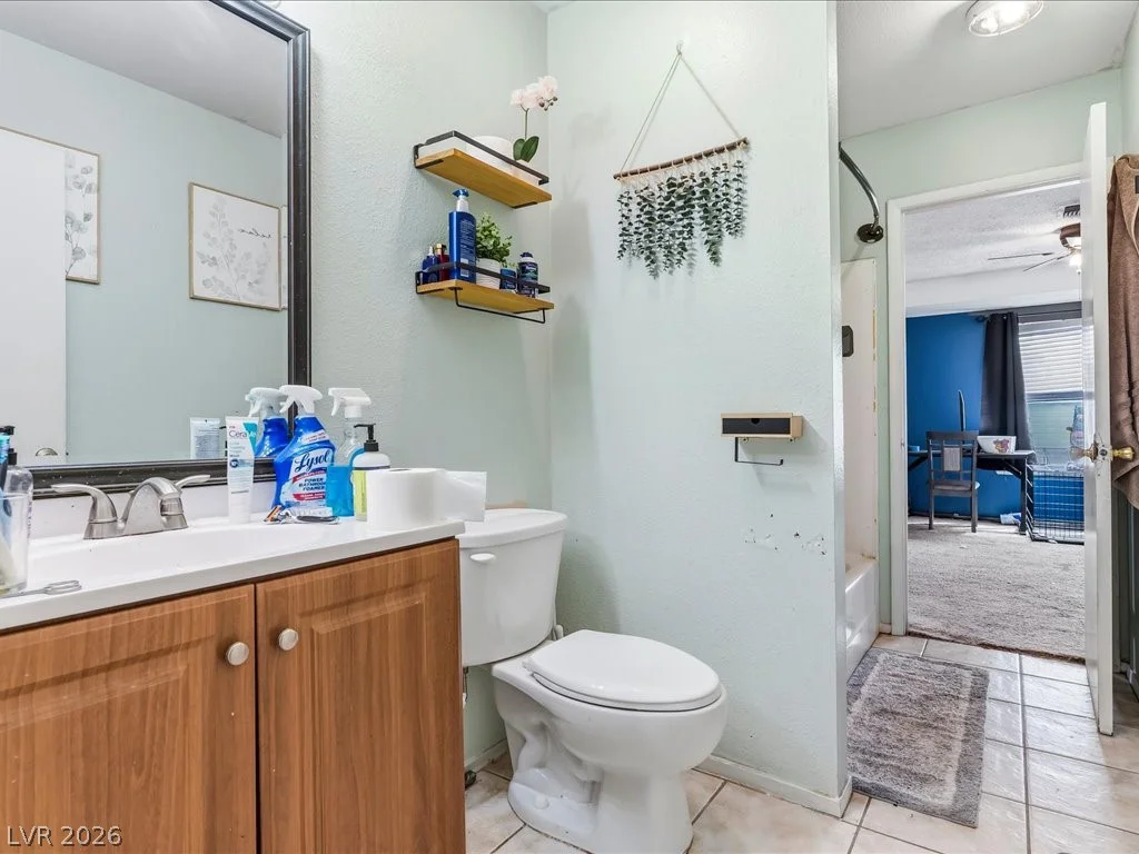 6648 Gazelle, Las Vegas, NV 89108