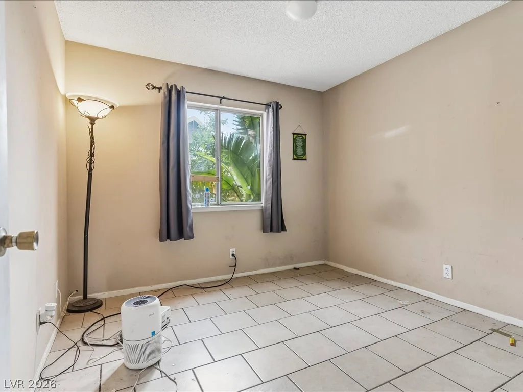 6648 Gazelle, Las Vegas, NV 89108