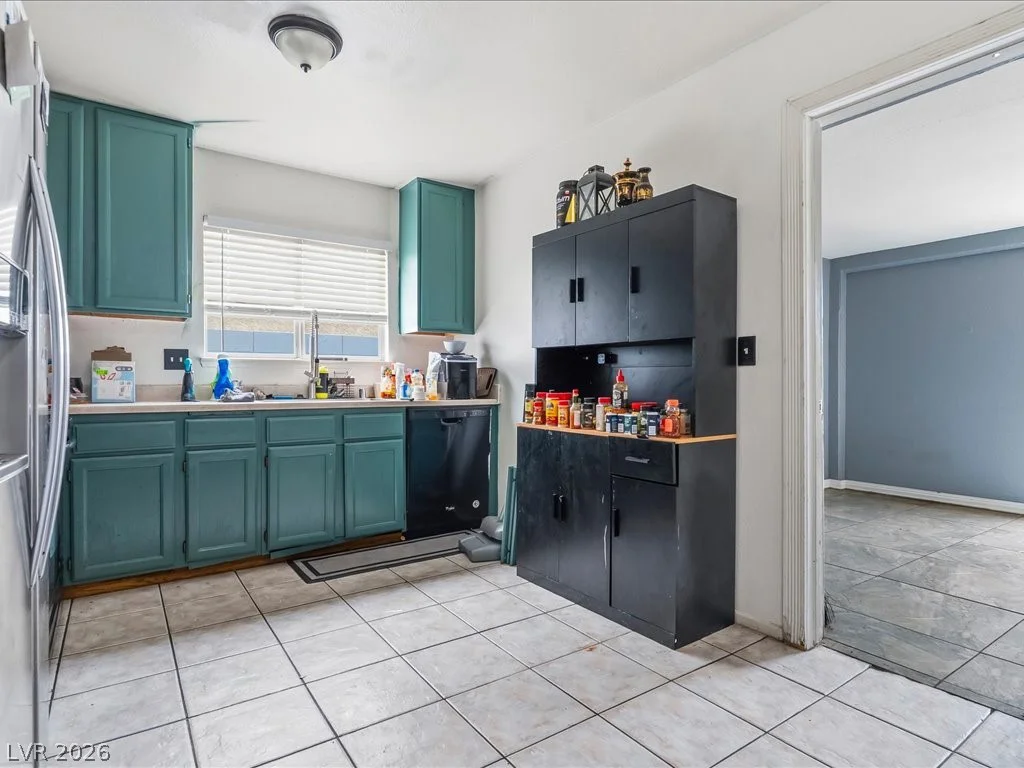 6648 Gazelle, Las Vegas, NV 89108