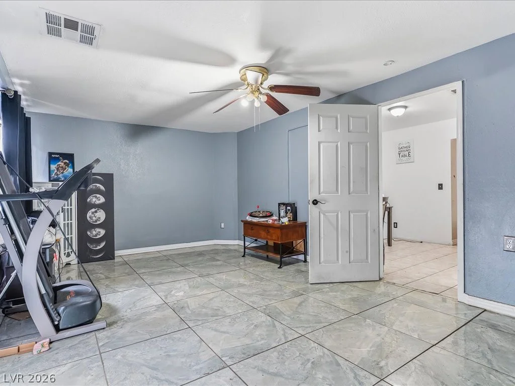 6648 Gazelle, Las Vegas, NV 89108