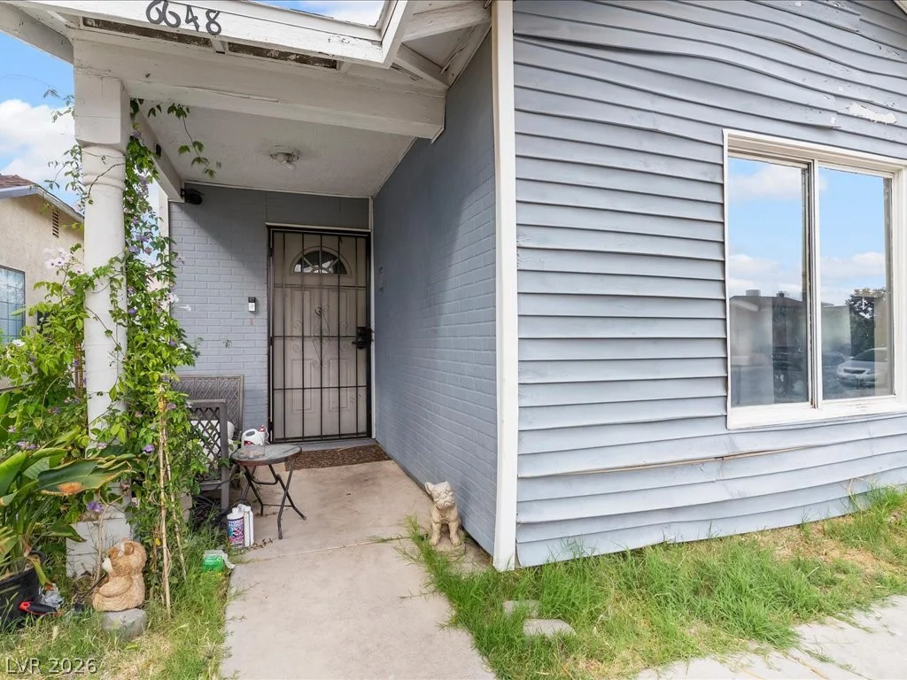 6648 Gazelle, Las Vegas, NV 89108