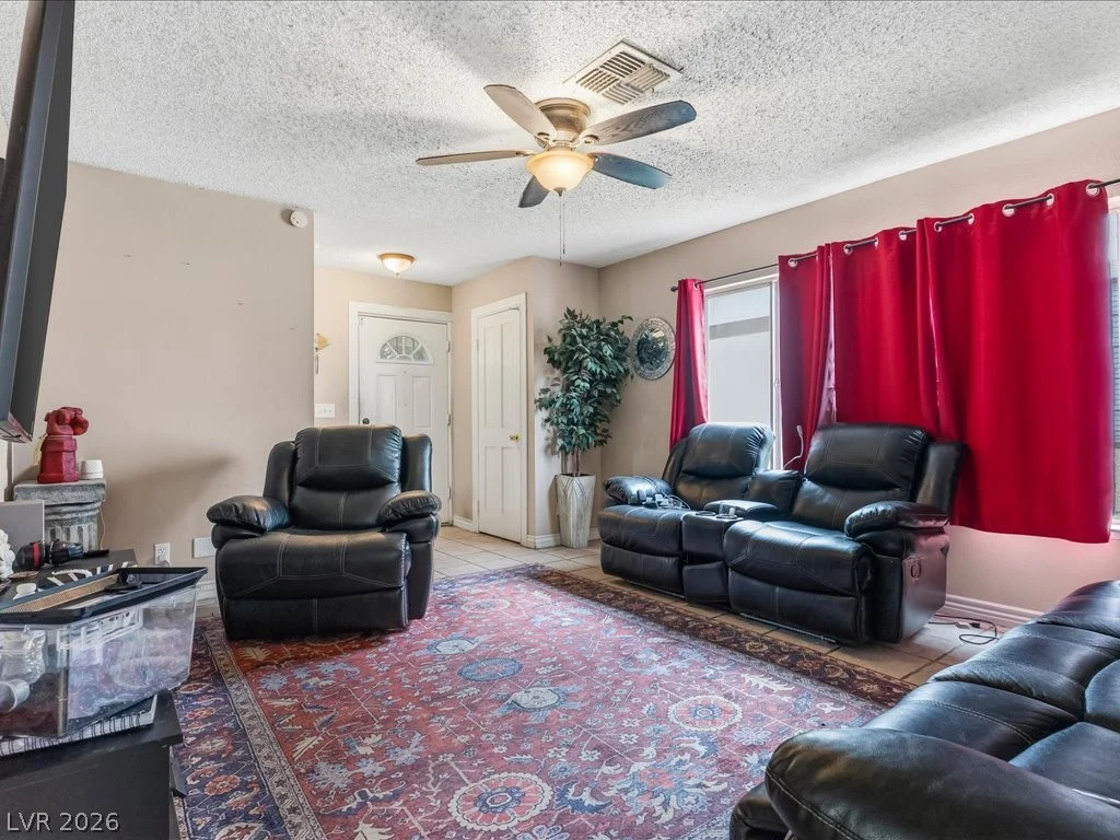 6648 Gazelle, Las Vegas, NV 89108