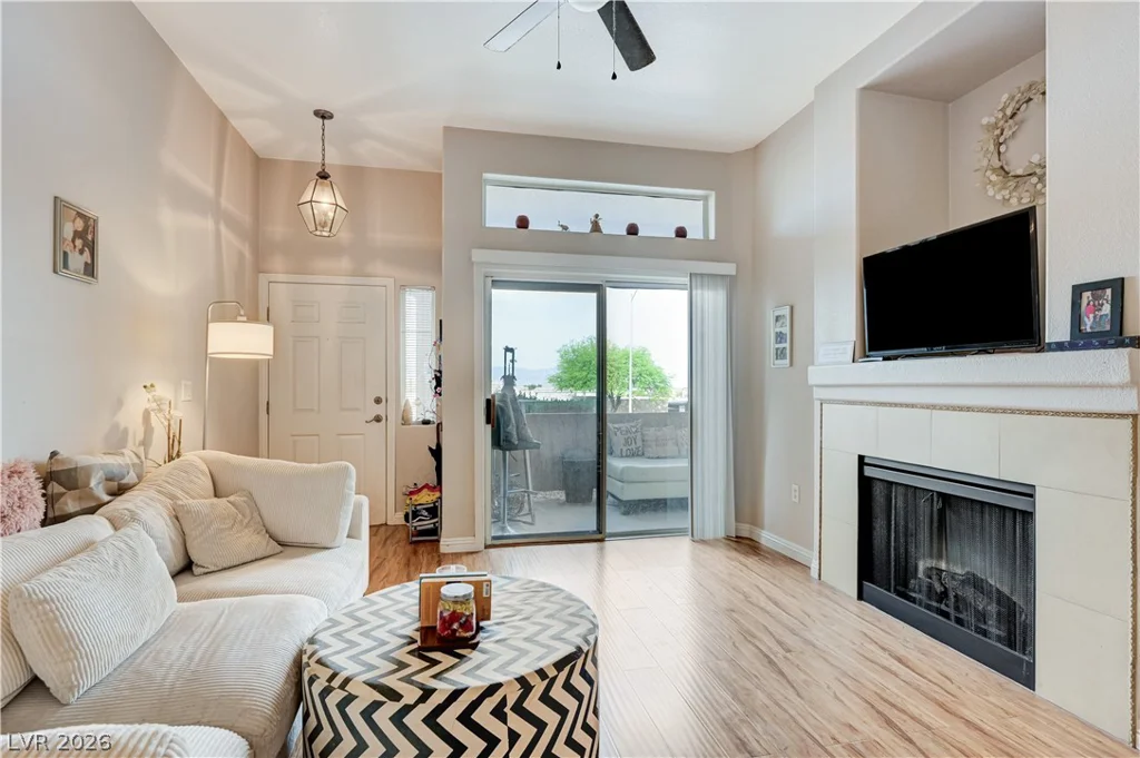 2305 Horizon Ridge, Henderson, NV 89052