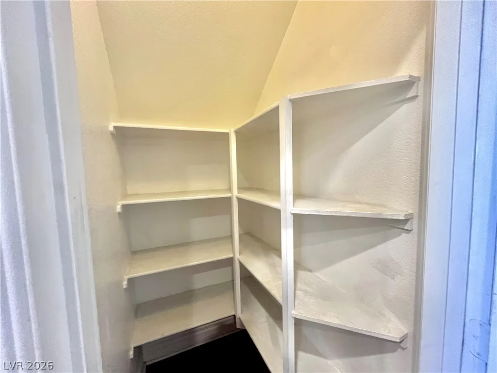 292 Soggy Ruff, Las Vegas, NV 89148