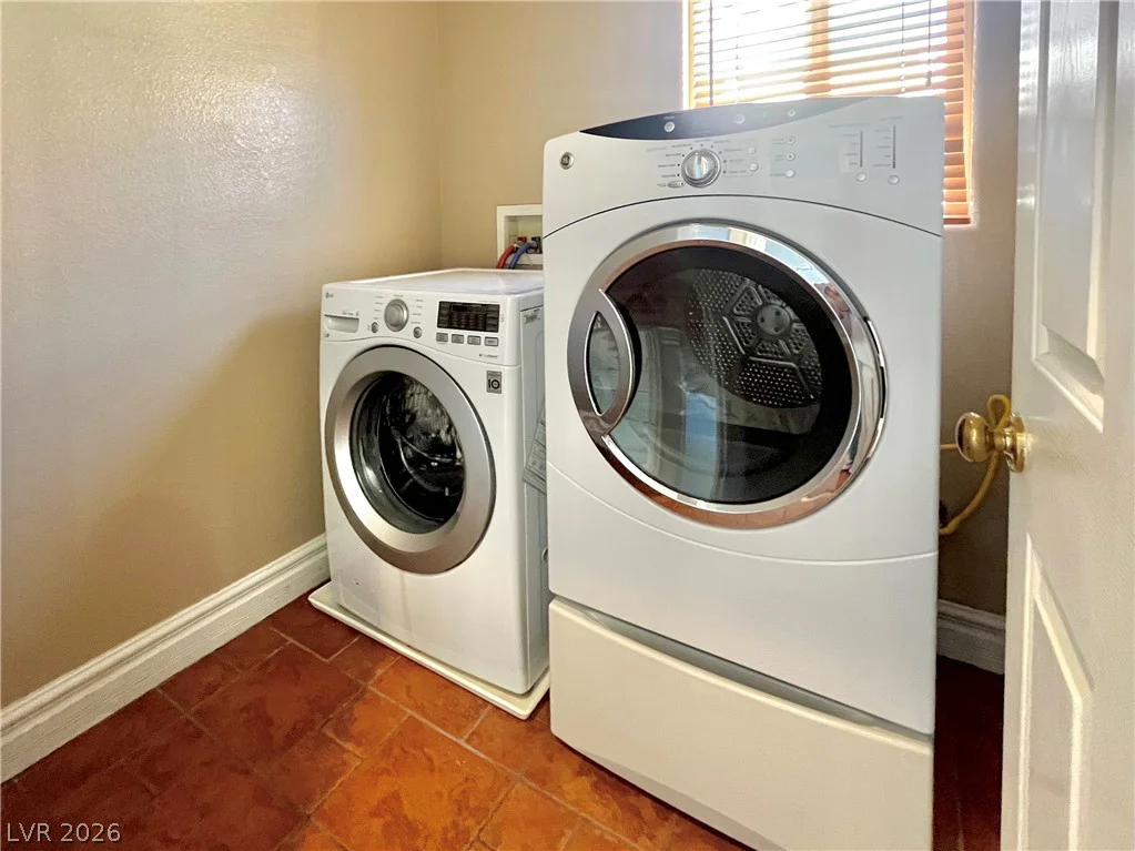 292 Soggy Ruff, Las Vegas, NV 89148