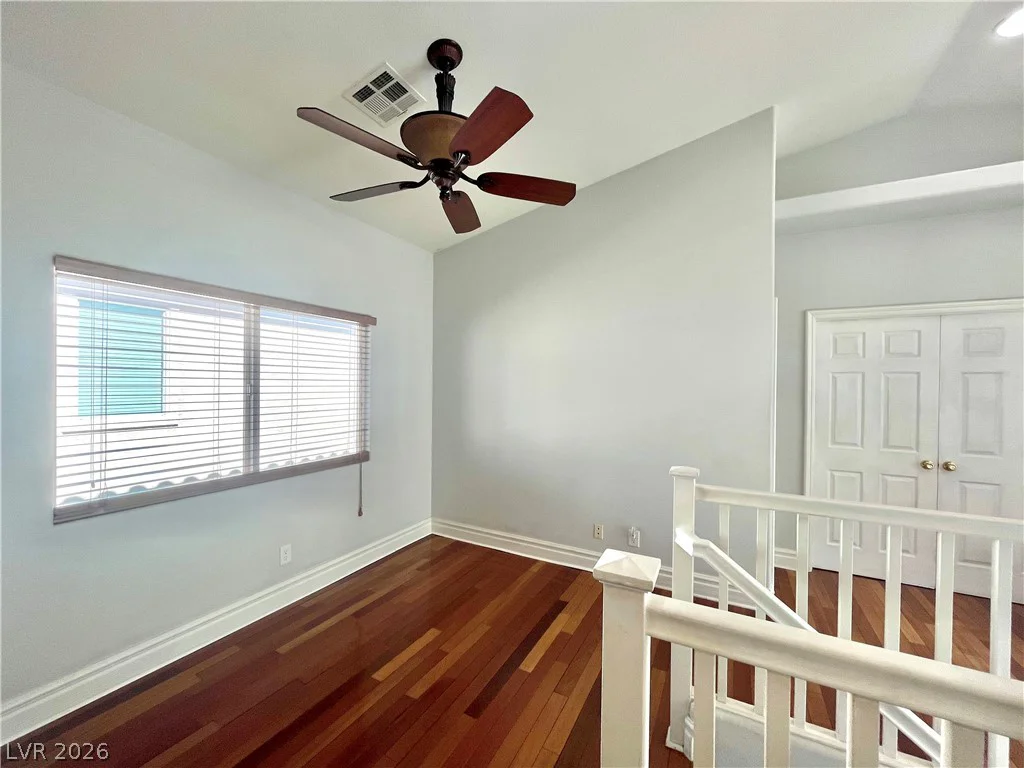 292 Soggy Ruff, Las Vegas, NV 89148
