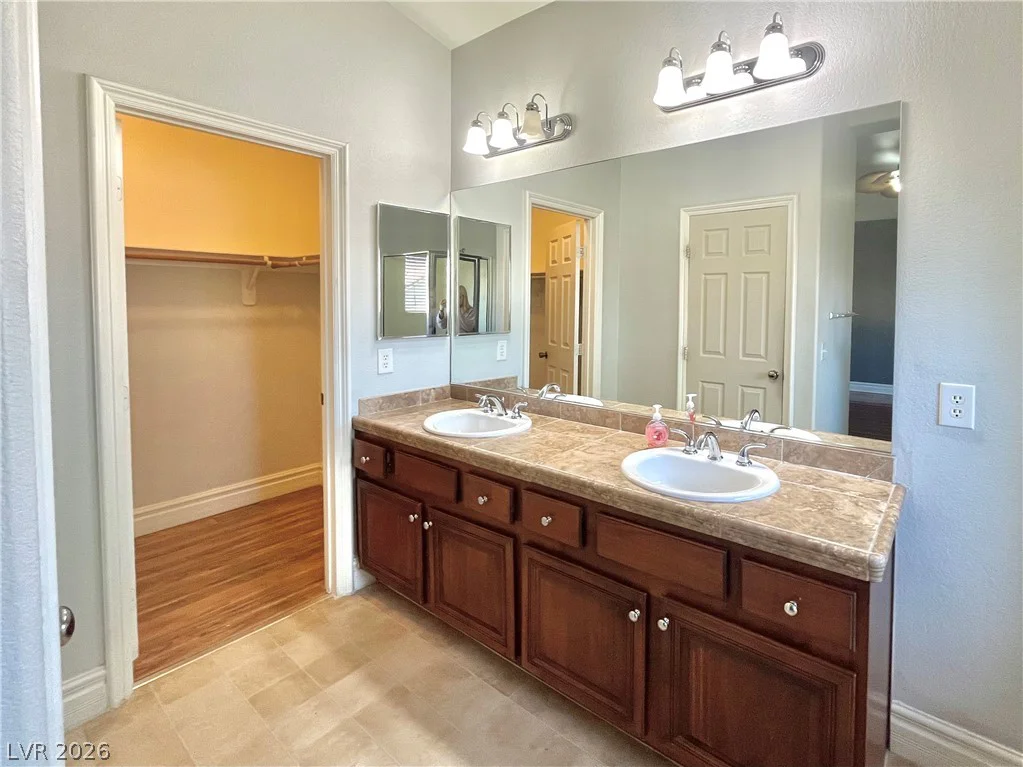 292 Soggy Ruff, Las Vegas, NV 89148