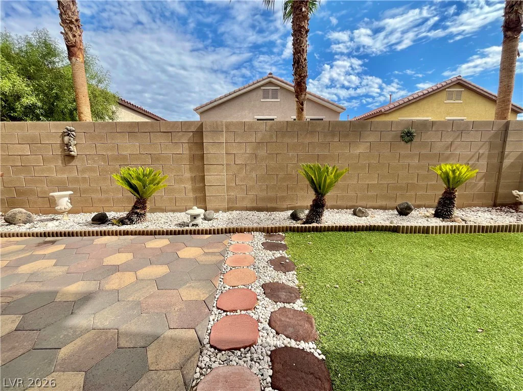 292 Soggy Ruff, Las Vegas, NV 89148