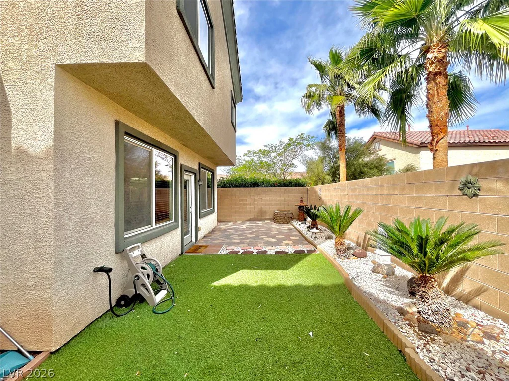 292 Soggy Ruff, Las Vegas, NV 89148