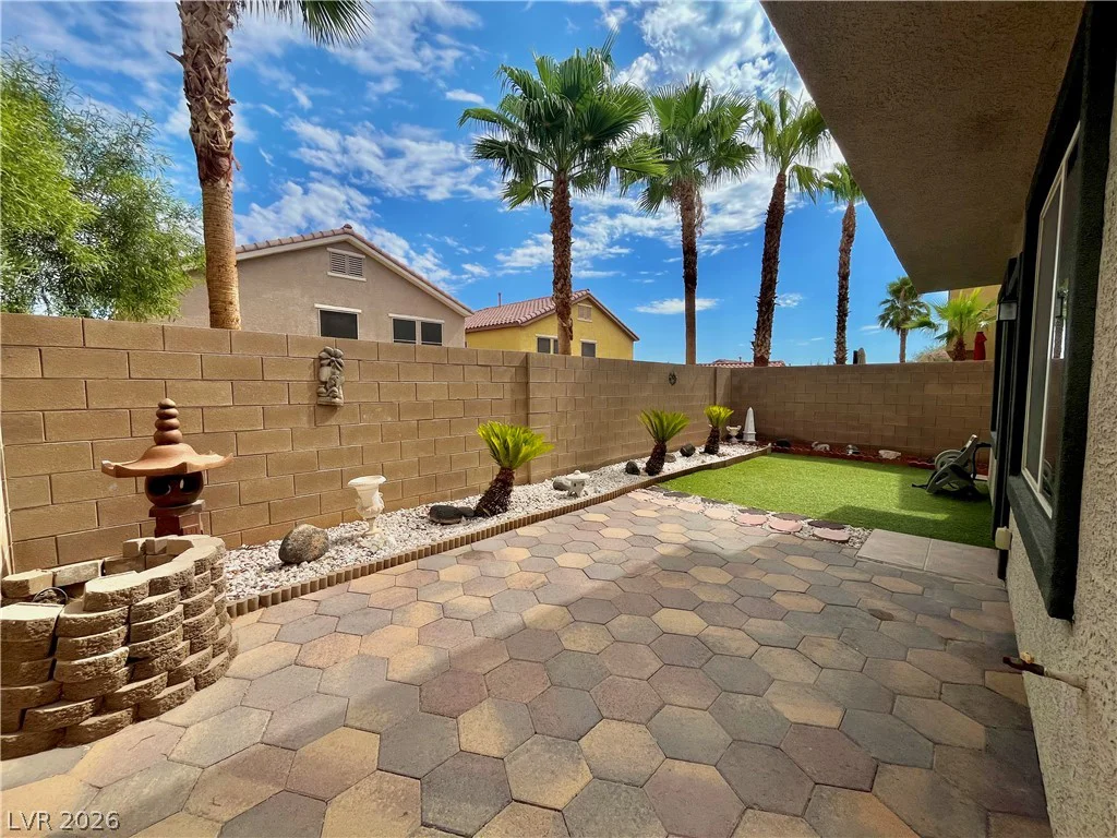 292 Soggy Ruff, Las Vegas, NV 89148