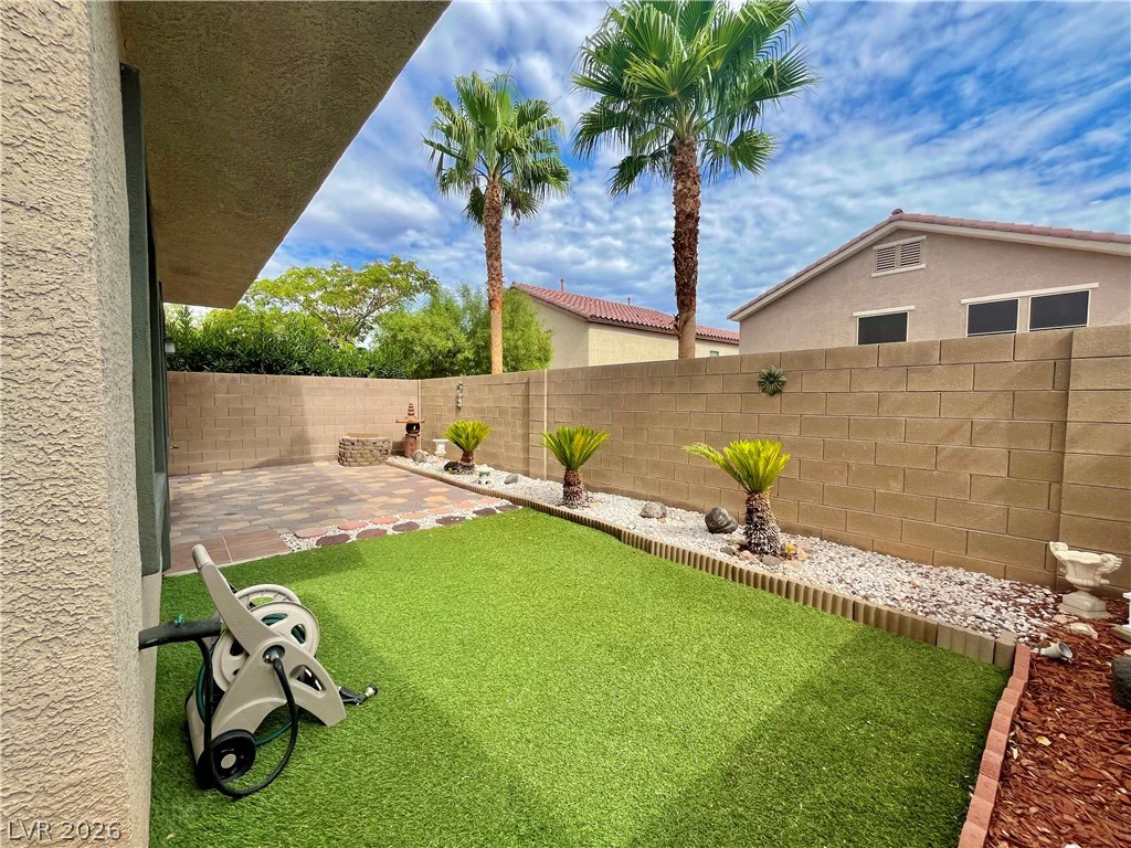 292 Soggy Ruff, Las Vegas, NV 89148