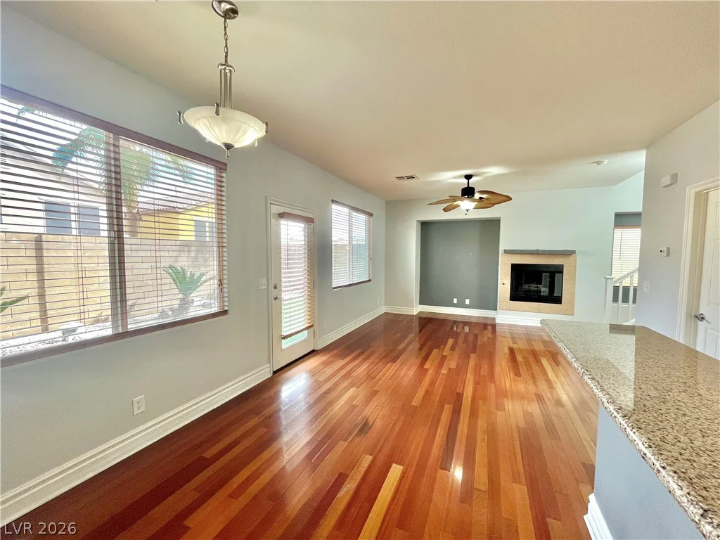292 Soggy Ruff, Las Vegas, NV 89148