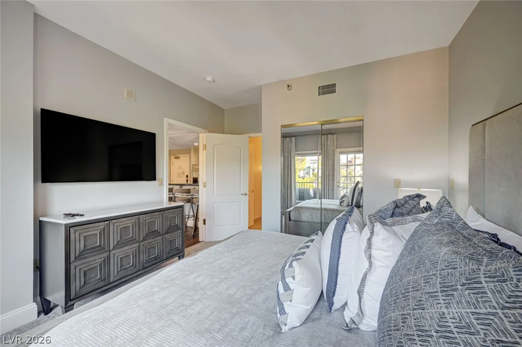 30 Strada Di Villaggio, Henderson, NV 89011