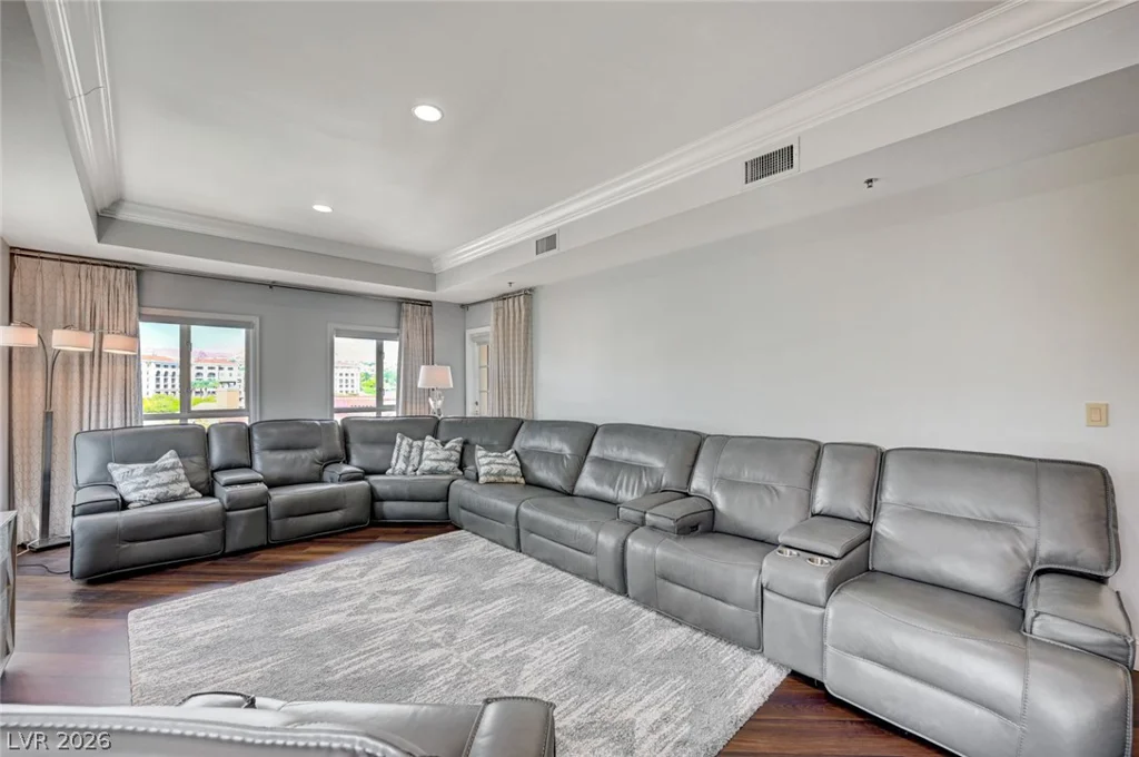 30 Strada Di Villaggio, Henderson, NV 89011
