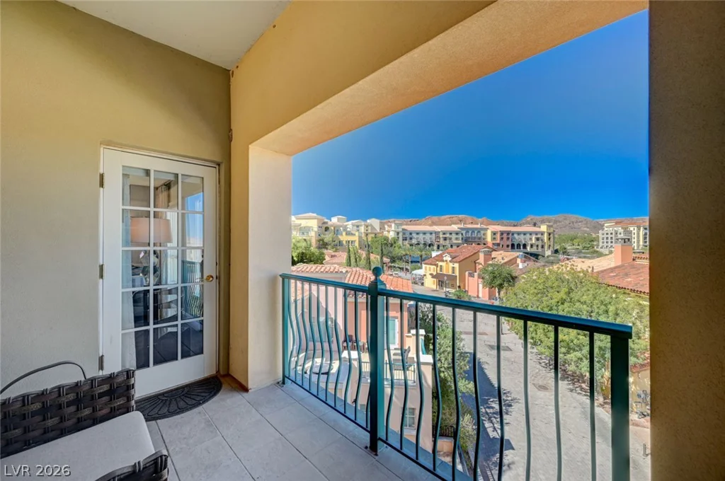 30 Strada Di Villaggio, Henderson, NV 89011