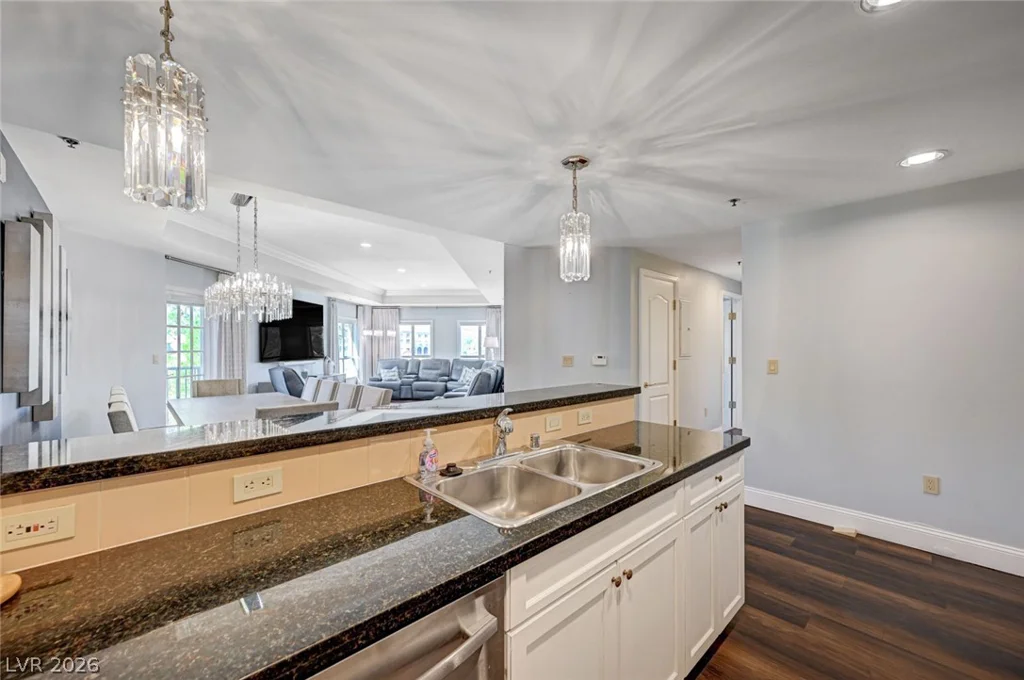 30 Strada Di Villaggio, Henderson, NV 89011