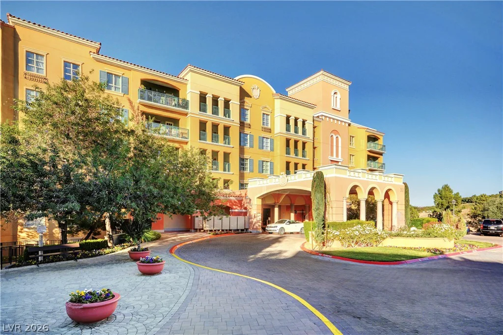 30 Strada Di Villaggio, Henderson, NV 89011