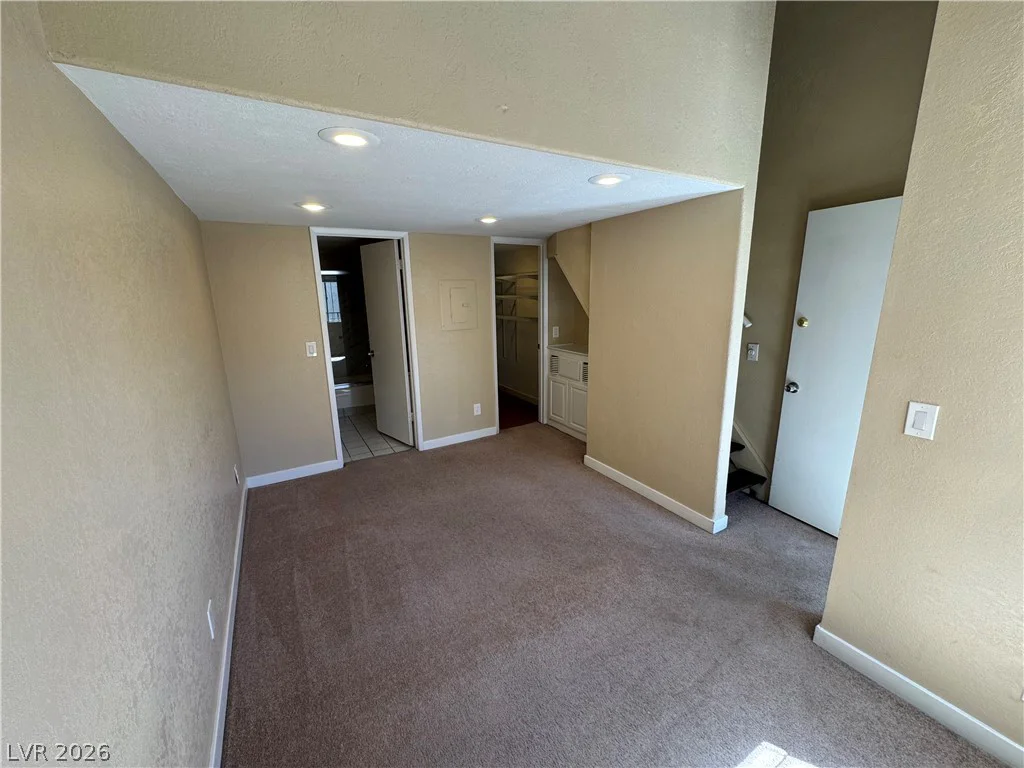 3976 Colors, Las Vegas, NV 89103