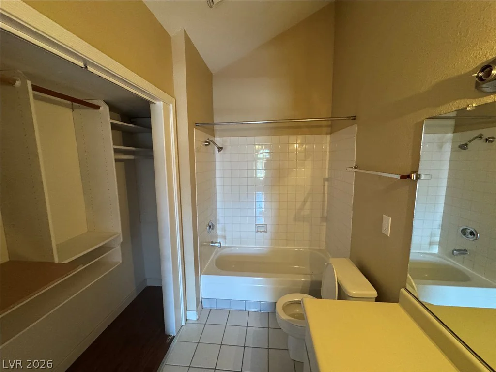3976 Colors, Las Vegas, NV 89103