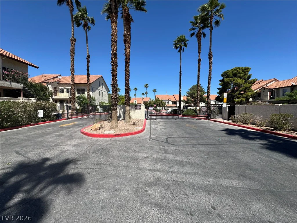 3976 Colors, Las Vegas, NV 89103