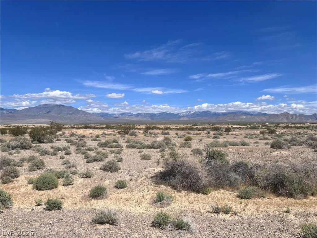 661 Emery, Pahrump, NV 89060