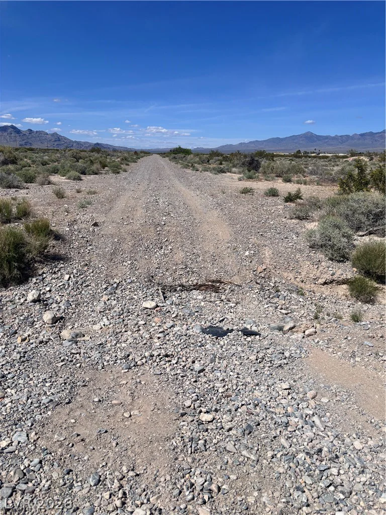 661 Emery, Pahrump, NV 89060