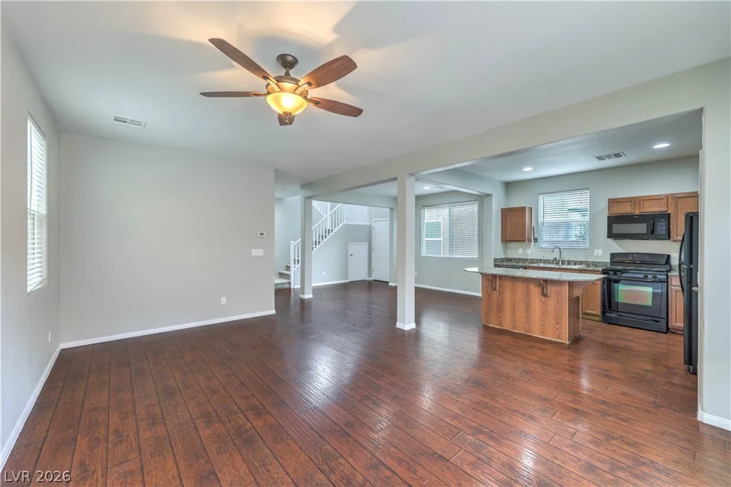 7763 Houston Peak, Las Vegas, NV 89166