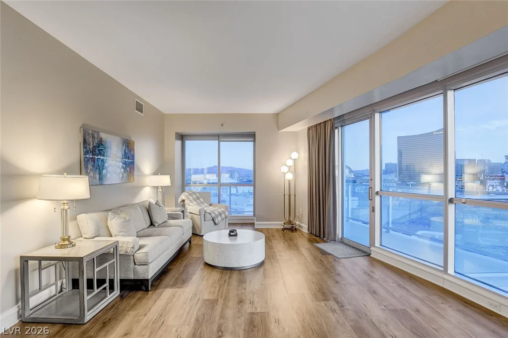 2700 Las Vegas, Las Vegas, NV 89109