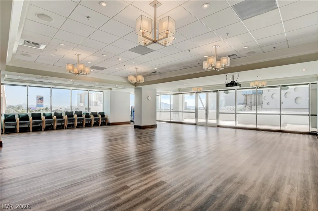 2700 Las Vegas, Las Vegas, NV 89109