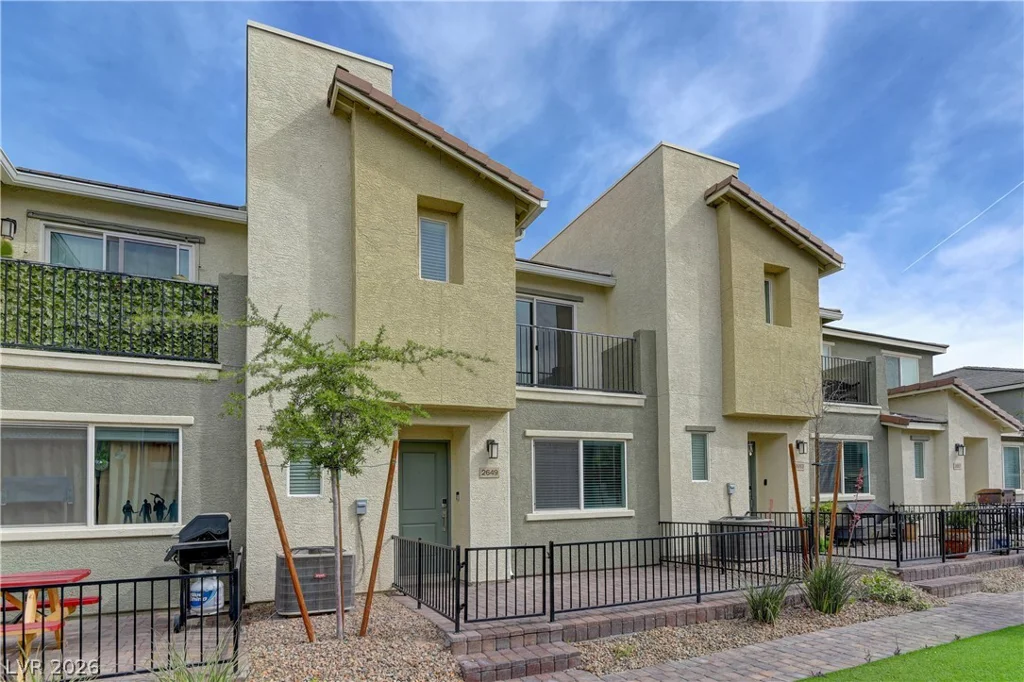 2649 April Green, North Las Vegas, NV 89086