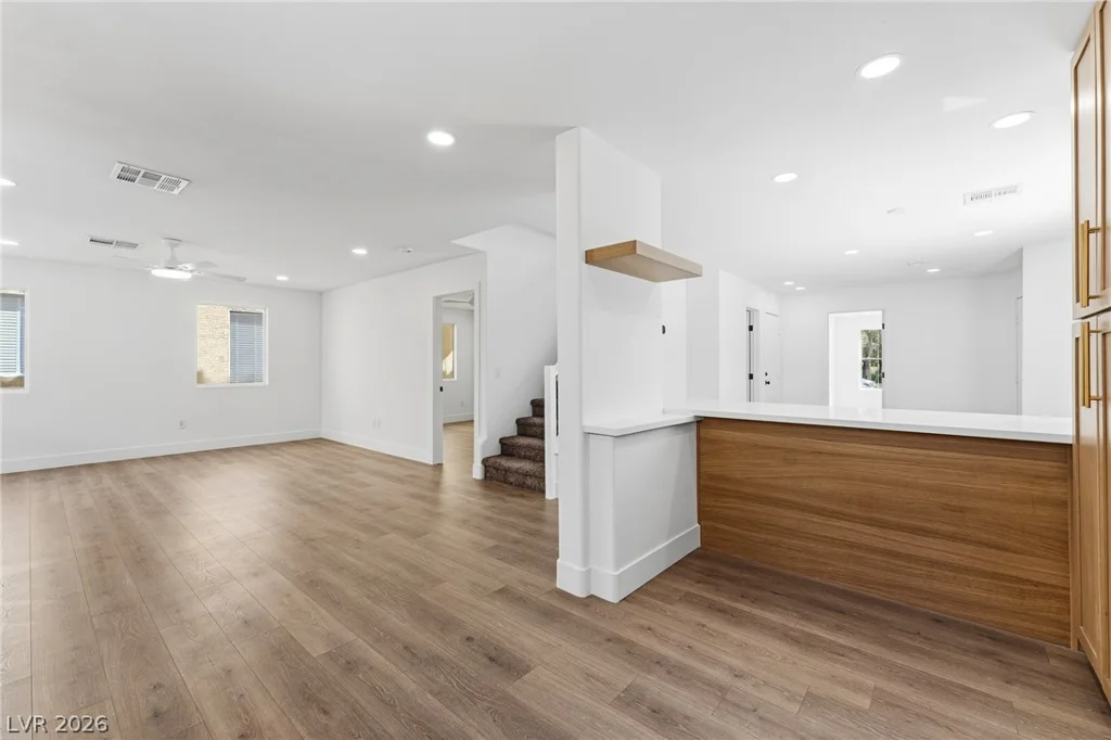 5677 Vassar Meadow, Las Vegas, NV 89148