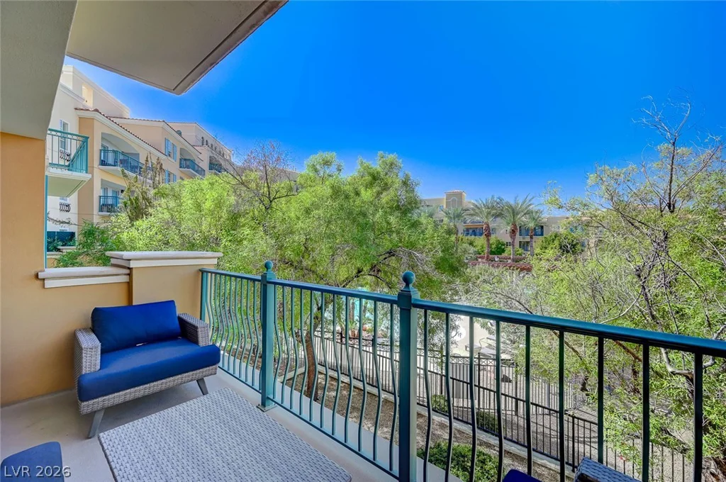 30 Strada Di Villaggio, Henderson, NV 89011