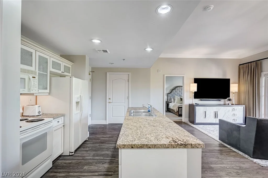 30 Strada Di Villaggio, Henderson, NV 89011