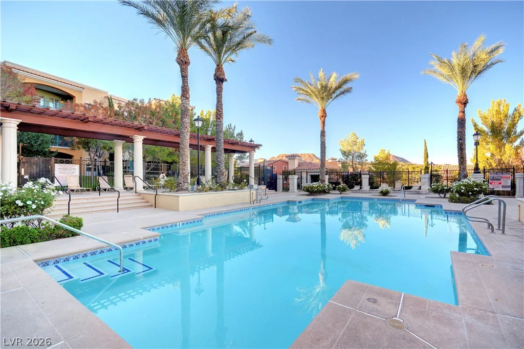 30 Strada Di Villaggio, Henderson, NV 89011