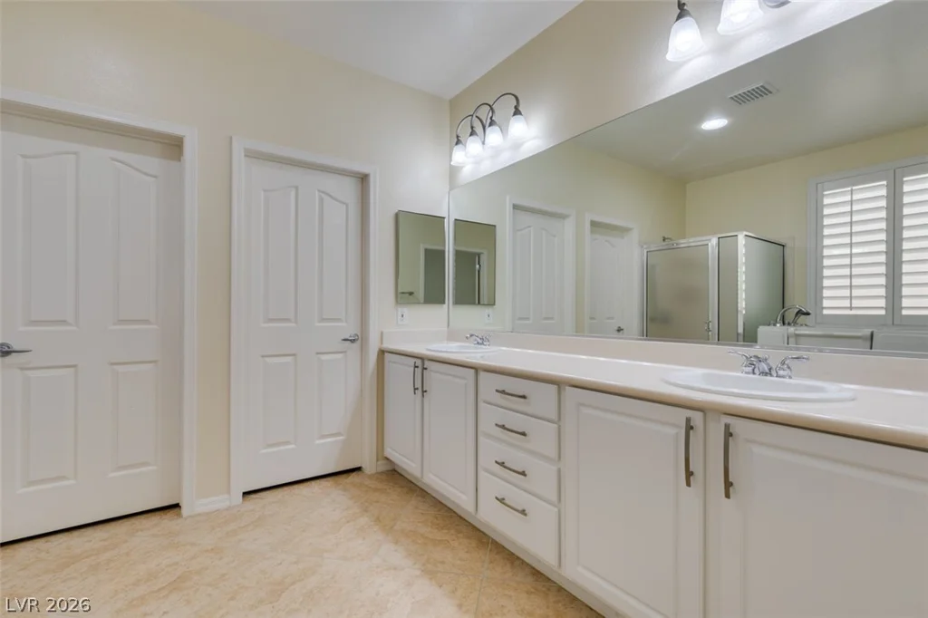 2150 Clearwater Lake, Henderson, NV 89044